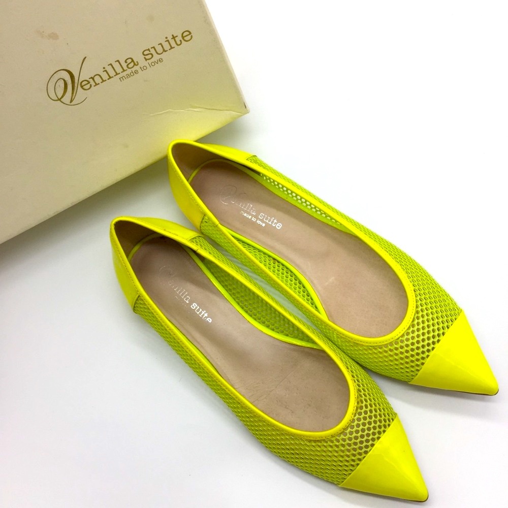 Venilla Suite Neon Yellow Flates Size 38